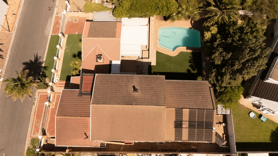 4 Bedroom Property for Sale in Flamingo Vlei Western Cape